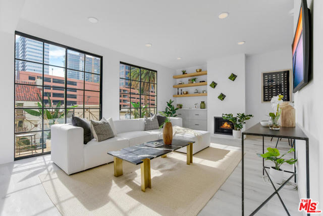 3 Bed Home for Sale in Los Angeles, California