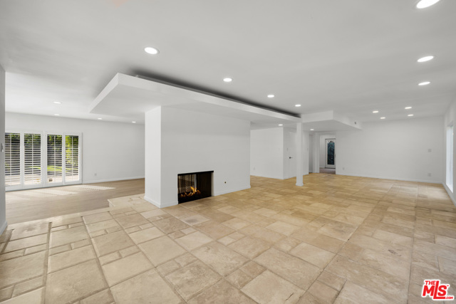 4 Bed Home for Sale in Beverly Hills, California