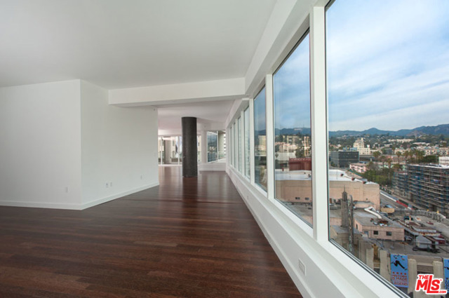 3 Bed Home for Sale in Los Angeles, California