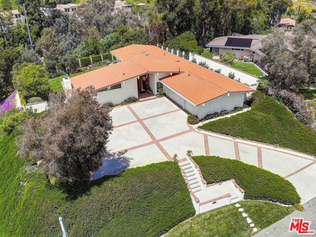 5465 MIDDLECREST Road, Rancho Palos Verdes, California 90275, 4 Bedrooms Bedrooms, ,2 BathroomsBathrooms,Residential,Sold,MIDDLECREST,19465646