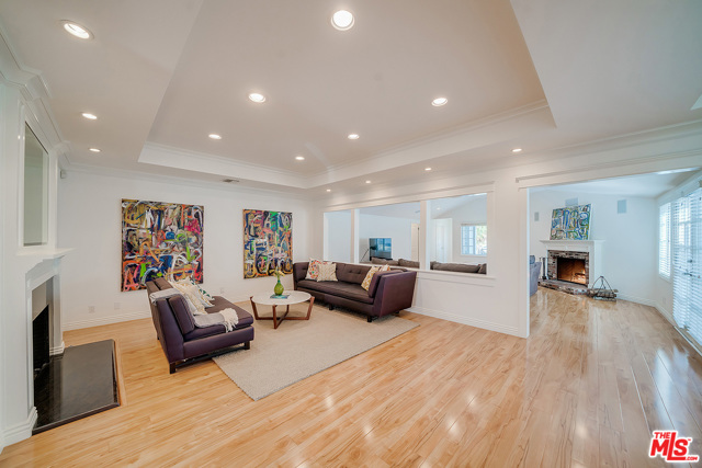 3 Bed Home for Sale in Burbank, California