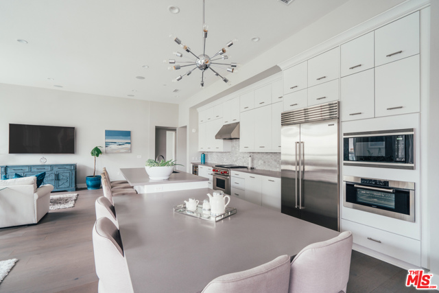 3 Bed Home for Sale in Playa Vista, California