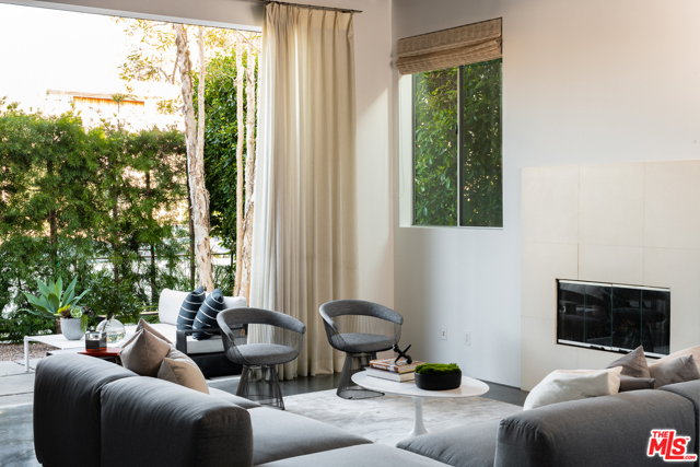 3 Bed Home for Sale in Venice, California
