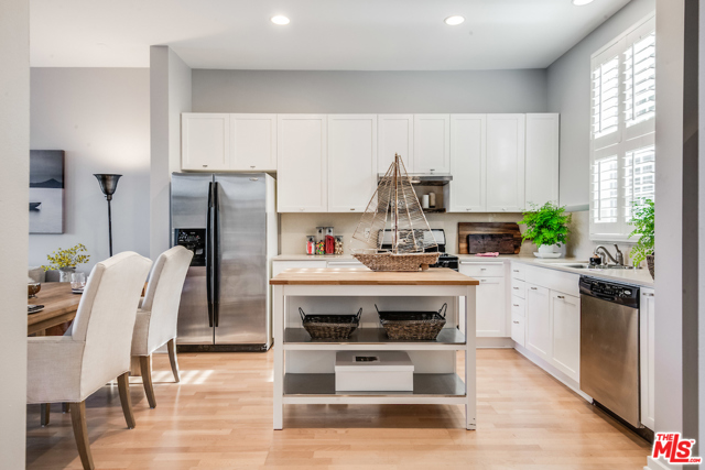 2 Bed Home for Sale in Playa Vista, California