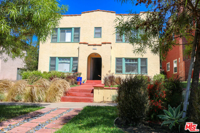 227 AVENUE F, Redondo Beach, California 90277, ,Residential Income,Sold,AVENUE F,19460230