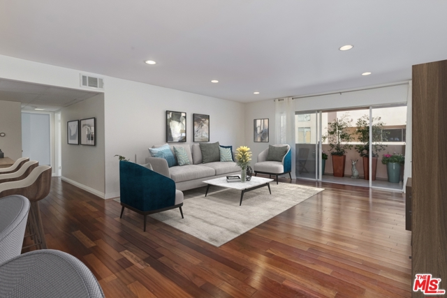2 Bed Home for Sale in Encino, California