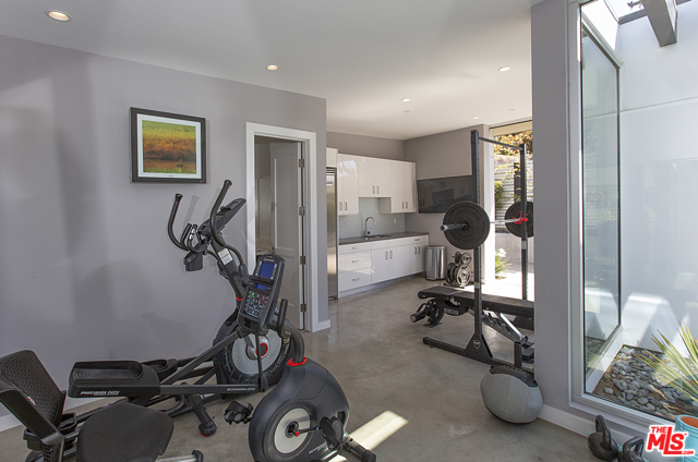 1027 AVENUE A, Redondo Beach, California 90277, 4 Bedrooms Bedrooms, ,5 BathroomsBathrooms,Residential,Sold,AVENUE A,20576054