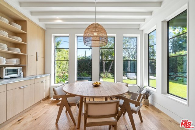 5 Bed Home for Sale in Los Angeles, California