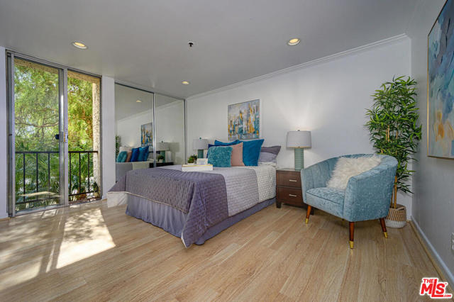 555 Esplanade, Redondo Beach, California 90277, 2 Bedrooms Bedrooms, ,2 BathroomsBathrooms,Residential,Sold,Esplanade,21752752