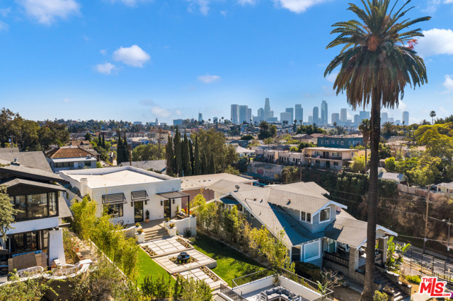 3 Bed Home for Sale in Los Angeles, California