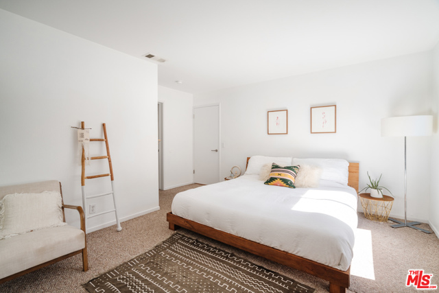 2 Bed Home for Sale in Venice, California