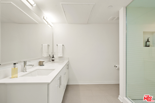 3 Bed Home for Sale in Valley Village, California