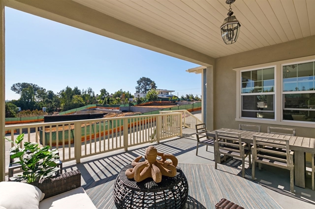 3766 Highland Dr