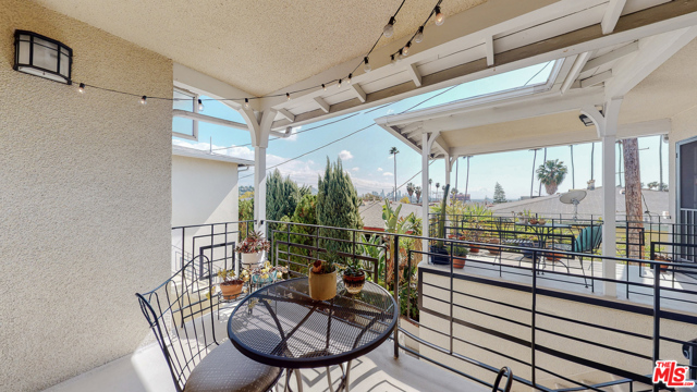 2 Bed Home for Sale in Los Angeles, California