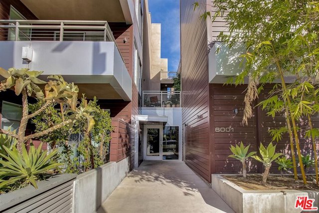 2 Bed Home for Sale in Los Angeles, California