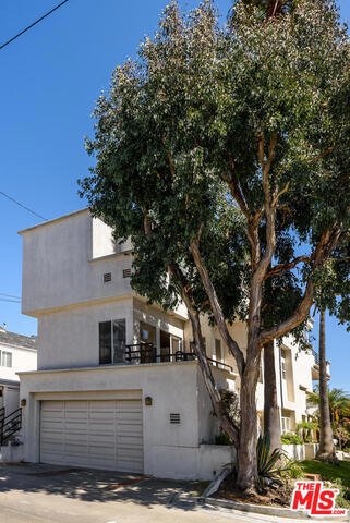 200 INGLESIDE Drive, Manhattan Beach, California 90266, 4 Bedrooms Bedrooms, ,5 BathroomsBathrooms,Residential,Sold,INGLESIDE,18358076