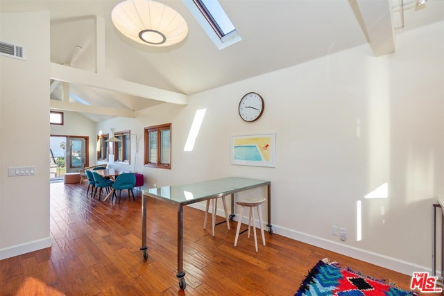 3 Bed Home for Sale in Playa del Rey, California