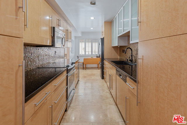 1 Bed Home for Sale in West Hollywood, California