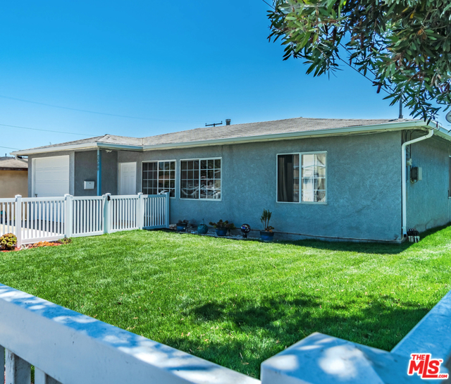 2308 Ives Lane, Redondo Beach, California 90278, 3 Bedrooms Bedrooms, ,2 BathroomsBathrooms,Residential,Sold,Ives,20608612