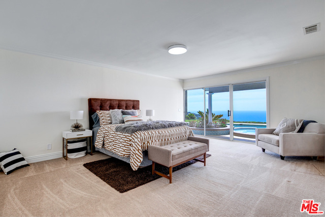 61 OCEANAIRE Drive, Rancho Palos Verdes, California 90275, 3 Bedrooms Bedrooms, ,3 BathroomsBathrooms,Residential,Sold,OCEANAIRE,19451576