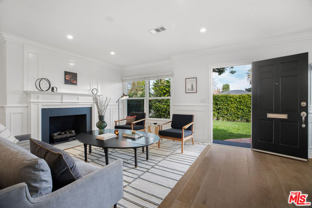 4 Bed Home for Sale in Valley Village, California