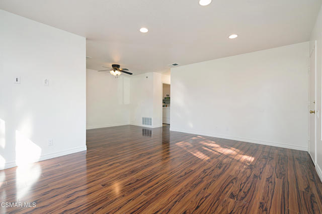 2 Bed Home for Sale in Thousand Oaks, California