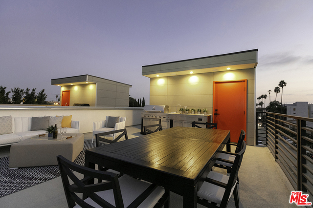 3 Bed Home for Sale in Los Angeles, California