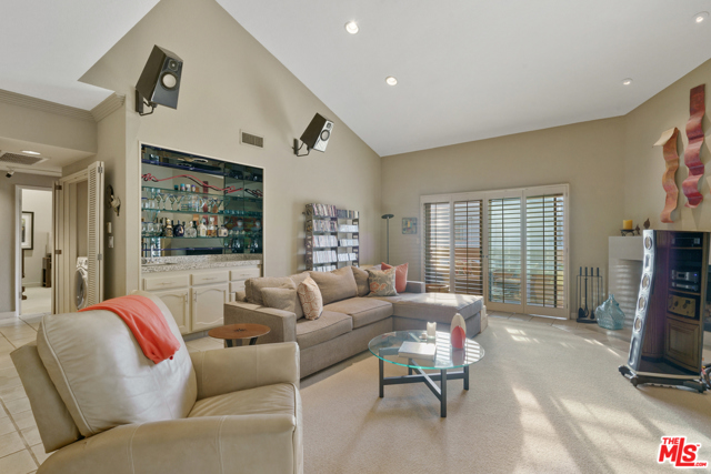 2 Bed Home for Sale in Valley Village, California