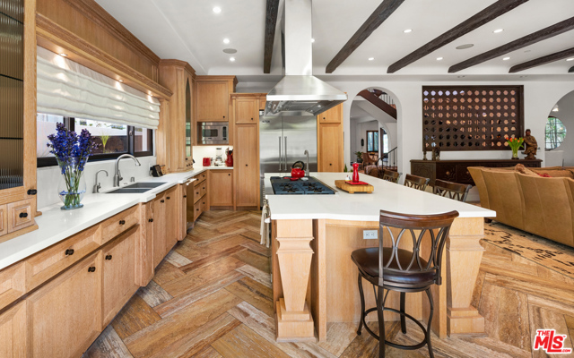 4 Bed Home for Sale in Beverly Hills, California