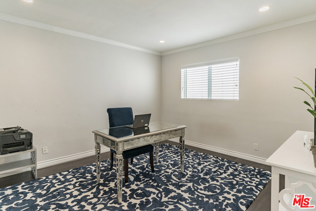 2 Bed Home for Sale in Sherman Oaks, California