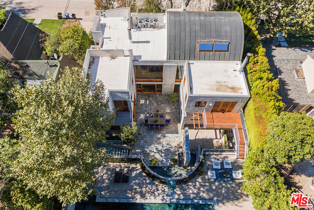 4 Bed Home for Sale in Sherman Oaks, California