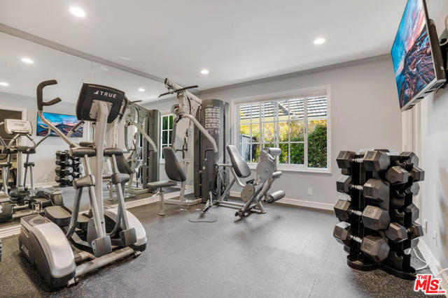6 Bed Home for Sale in Pacific Palisades, California