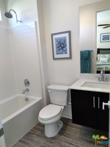 Model Home Bath 2