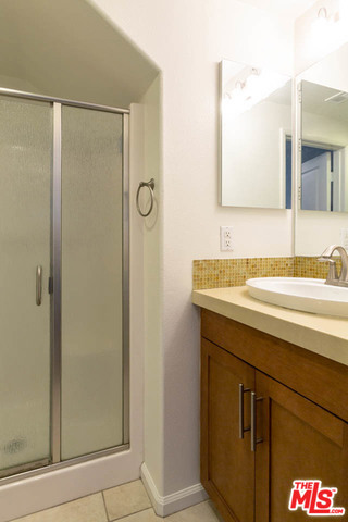 2 Bed Home for Sale in Los Angeles, California