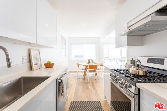 1 Bed Home for Sale in West Hollywood, California