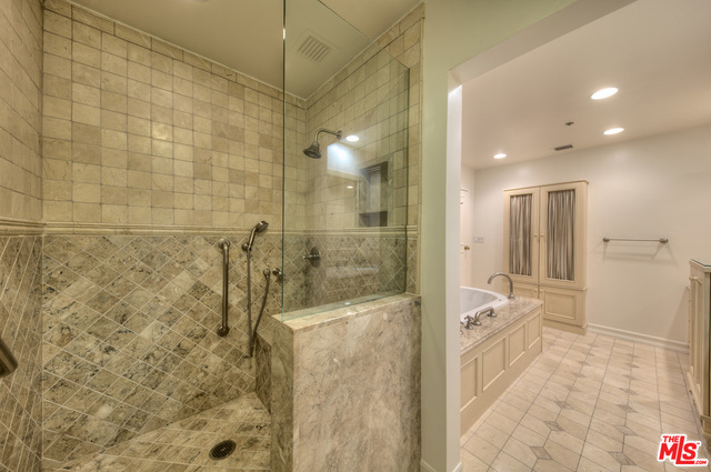 2 Bed Home for Sale in Los Angeles, California