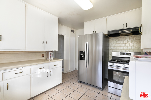 3 Bed Home for Sale in Los Angeles, California