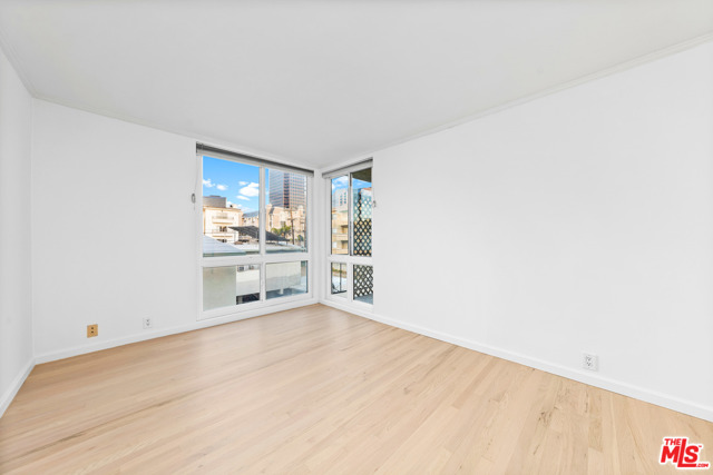 2 Bed Home for Sale in Los Angeles, California