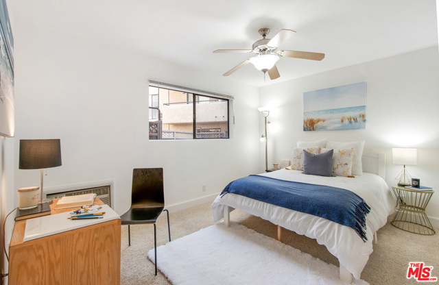 1 Bed Home for Sale in Los Angeles, California