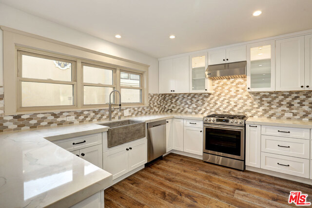 620 EL REDONDO Avenue, Redondo Beach, California 90277, 3 Bedrooms Bedrooms, ,2 BathroomsBathrooms,Residential,Sold,EL REDONDO,17278290