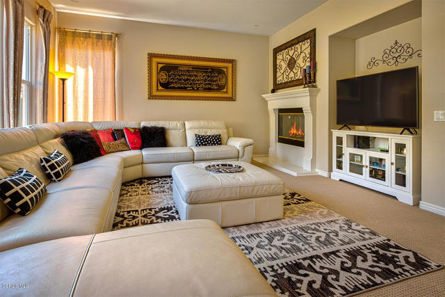 5 Bed Home for Sale in Newbury Park, California