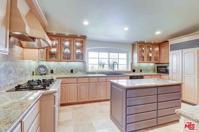 5465 MIDDLECREST Road, Rancho Palos Verdes, California 90275, 4 Bedrooms Bedrooms, ,2 BathroomsBathrooms,Residential,Sold,MIDDLECREST,19465646