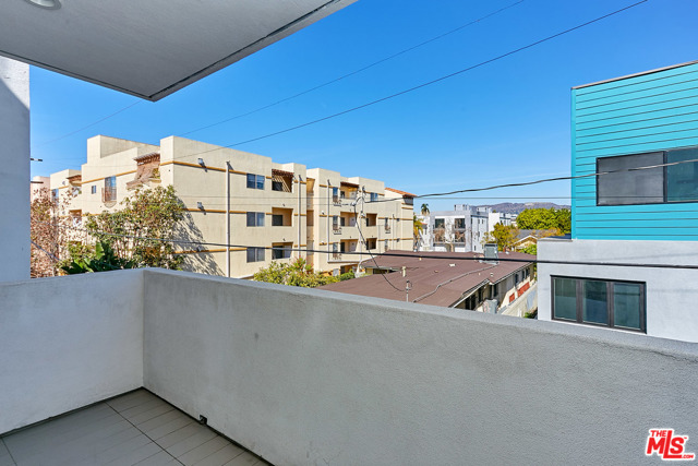 2 Bed Home for Sale in Los Angeles, California