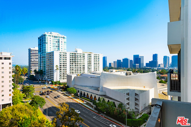 1 Bed Home for Sale in Los Angeles, California