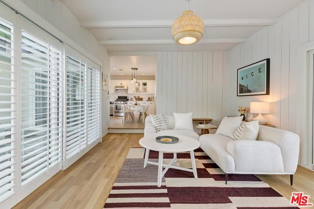 2 Bed Home for Sale in Van Nuys, California