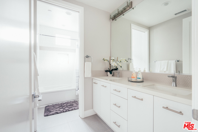 3 Bed Home for Sale in Playa Vista, California