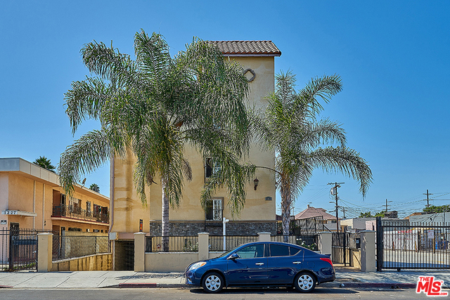 Photo of 1321 S BERENDO Street #C, Los Angeles, CA 90006