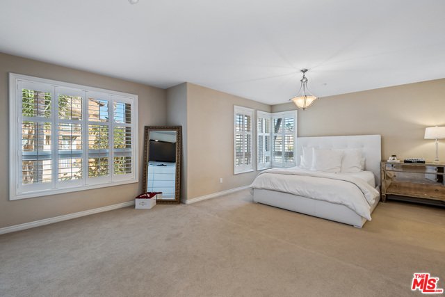 3 Bed Home for Sale in Playa Vista, California