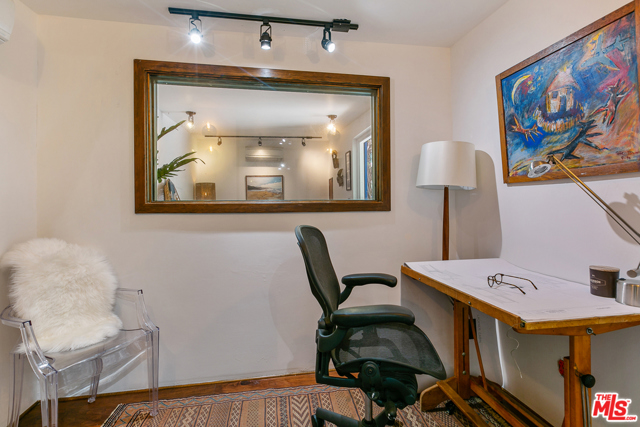 2 Bed Home for Sale in Los Angeles, California