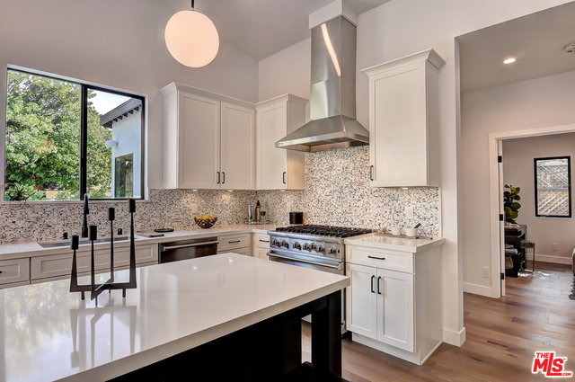 3 Bed Home for Sale in Studio City, California